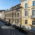 Old Town Alur Hostel