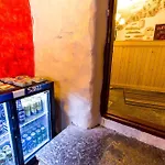 Hostel Old Town Alur